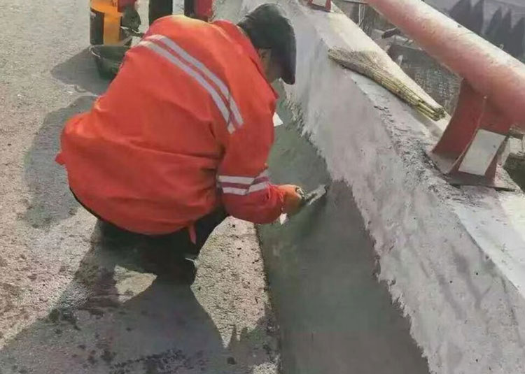解決聚合物水泥砂漿施工中常見(jiàn)問(wèn)題的方法